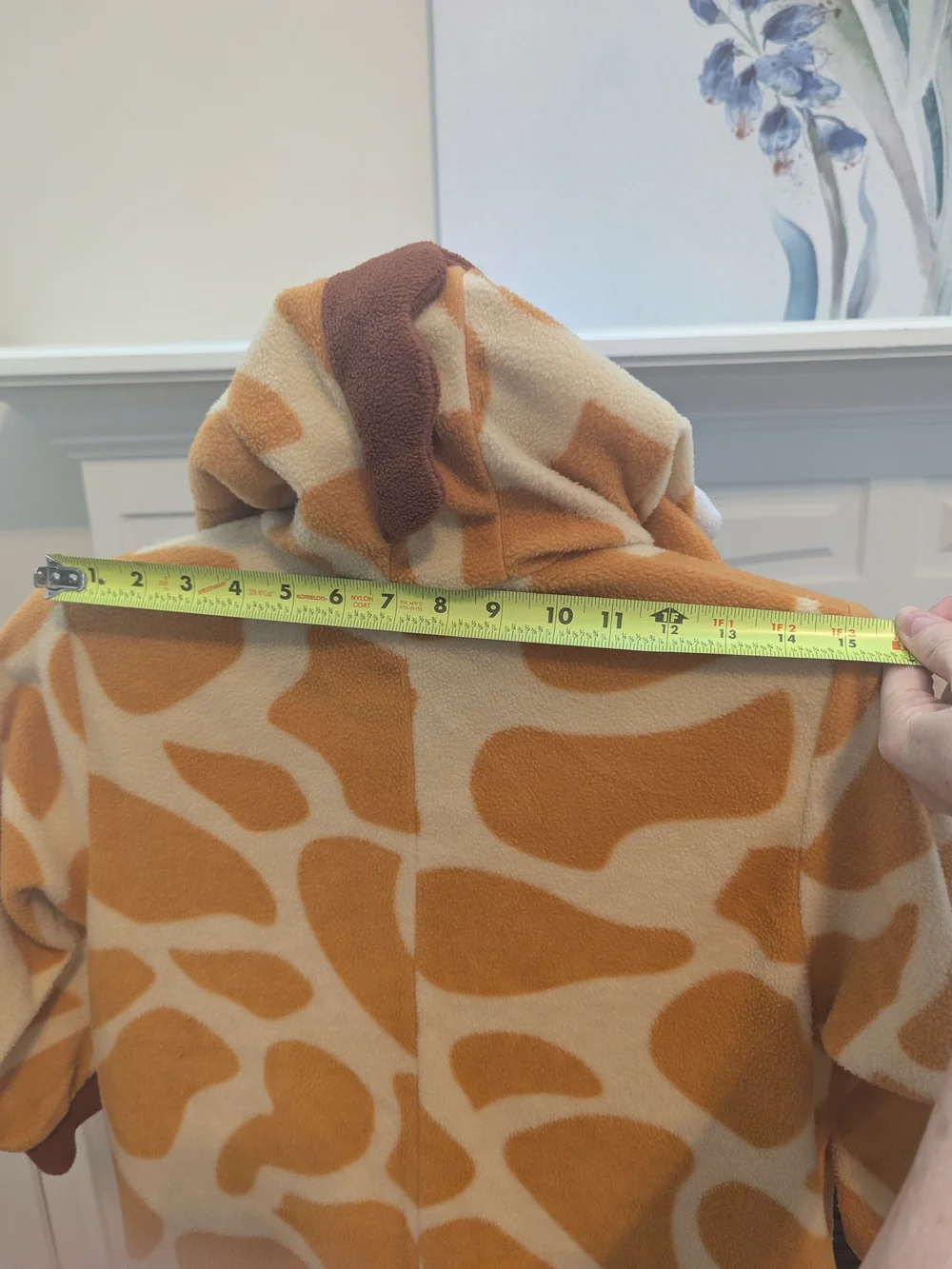 Kids Giraffe One-Piece Fleece Pajamas - Tan & Cream Size 8-10 Years.